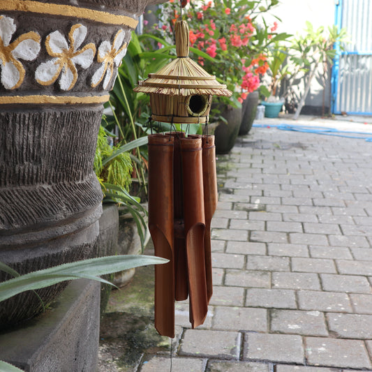 Large Round Seagrass Bird Box with Chimes