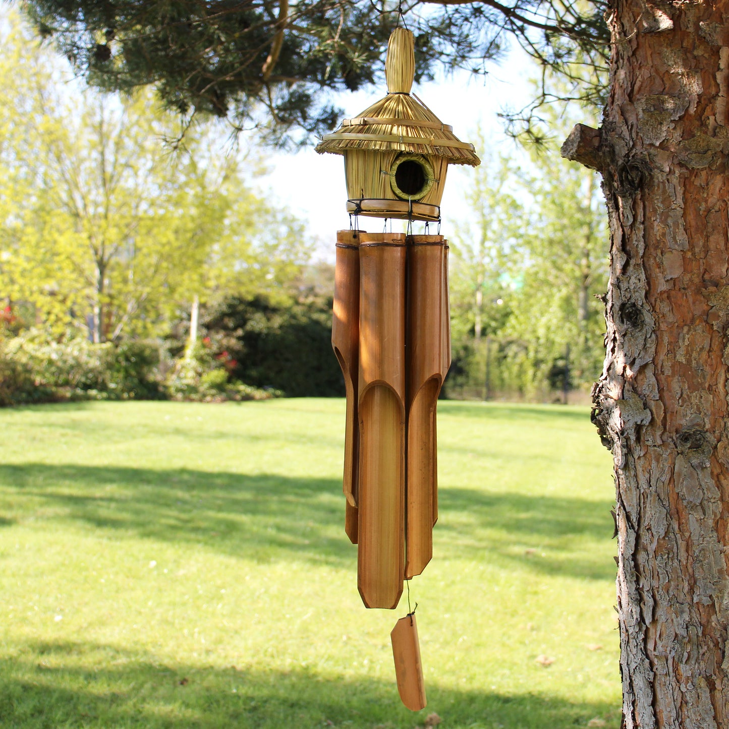 Large Round Seagrass Bird Box with Chimes